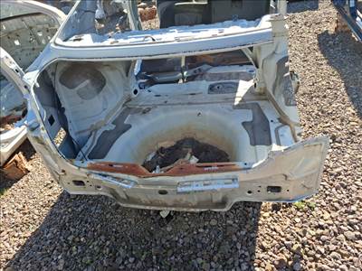 Kia Optima 4 ajtós hátfal