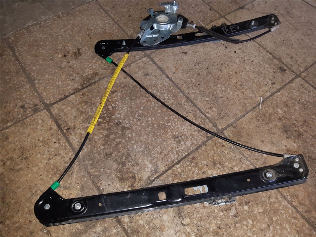BMW 320D E46 Bal Elsõ Ablakemelõ Szerkezet Elektromos 1. kép