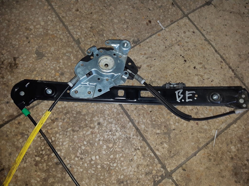 BMW 320D E46 Bal Elsõ Ablakemelõ Szerkezet Elektromos 2. kép