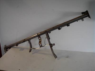 Mazda B 2500  mûszerfaltartóvas