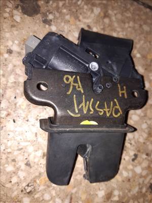 Volkswagen Passat B6 Csomagtérajtó Zár + Központizár Motor