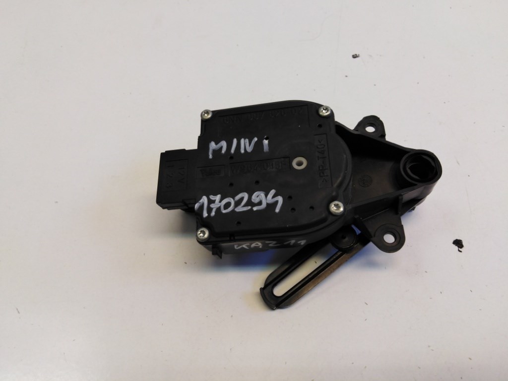 Mini cooper (R50/R53) fûtés állító motor 6NN00762602 2. kép