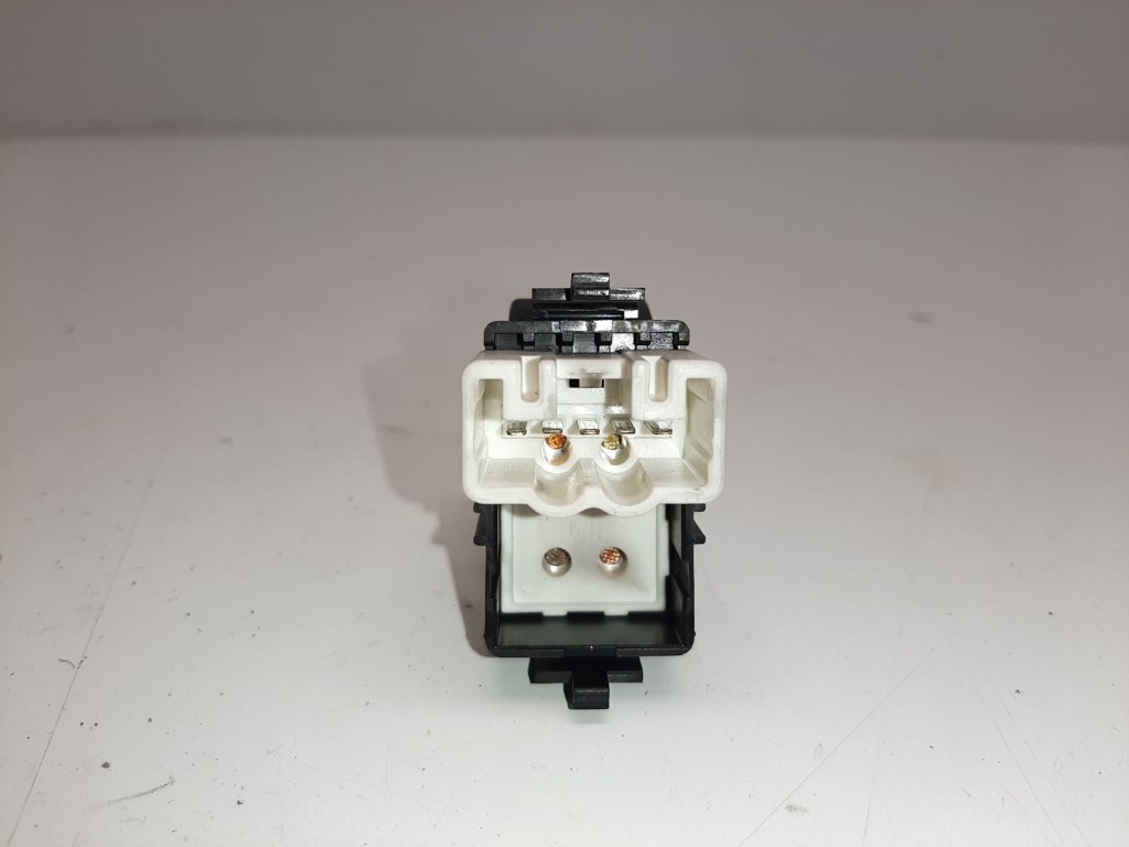 Toyota prius (XW20) jobb hátsó ablakemelõ kapcsoló 2. kép