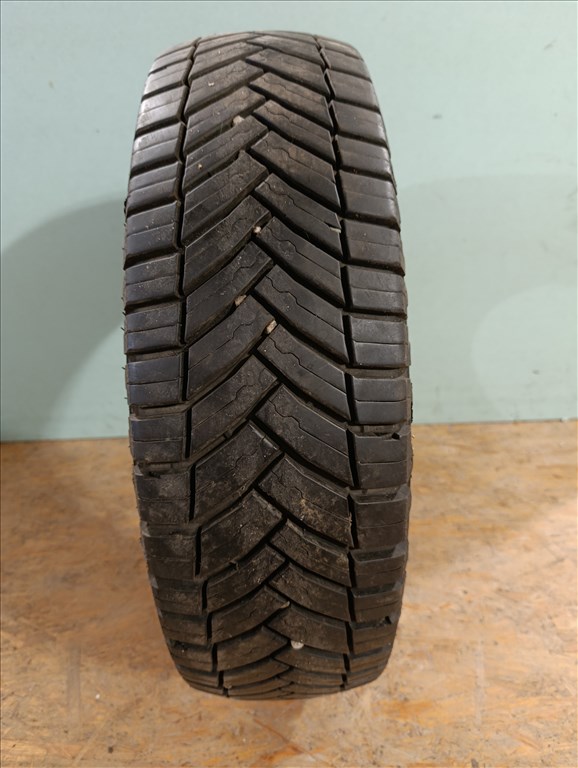  215/7516" újszerű Michelin téli gumi gumi 2. kép