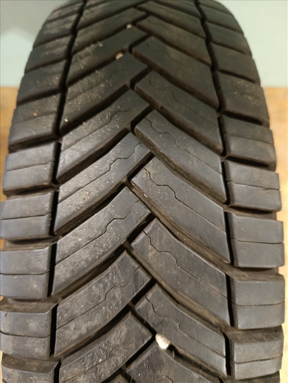  215/7516" újszerű Michelin téli gumi gumi 3. kép