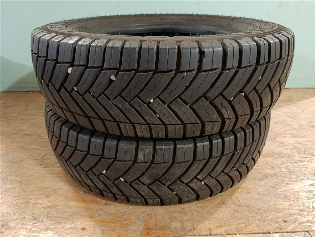  215/7516" újszerű Michelin téli gumi gumi 1. kép