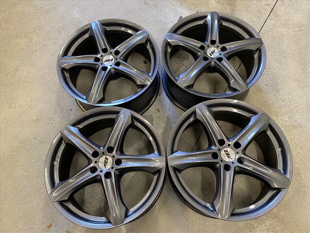  19-es,4x114.3 -as újszerű  AEZ alufelni 1. kép