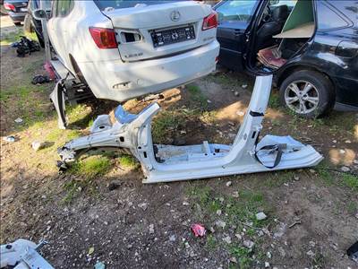 Skoda Rapid  bal első , oldal vágott negyed 