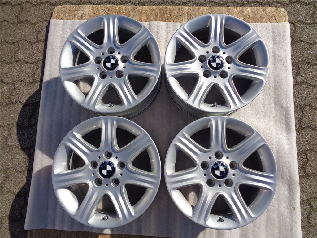 BMW Gyári alufelni 16-os, 5×120-as osztó szenzorral újszerűen eladó. 1. kép