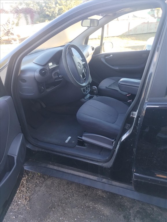 Mercedes A 170 (W168) bontott alkatrészei 3. kép