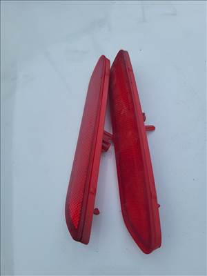 Toyota Prius (XW10) prizma hátsó lökhárítóba 