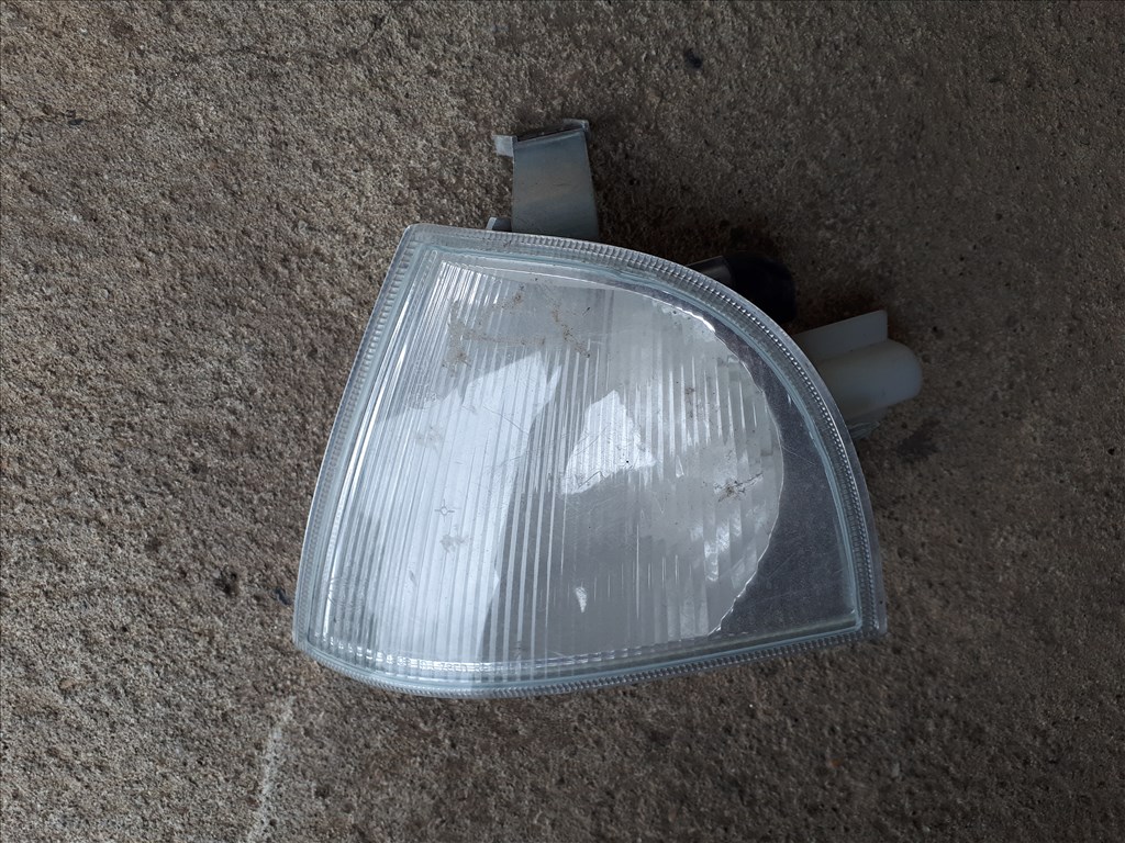 Skoda Octavia I Bal első indexlámpa foglalattal  Hella 1. kép