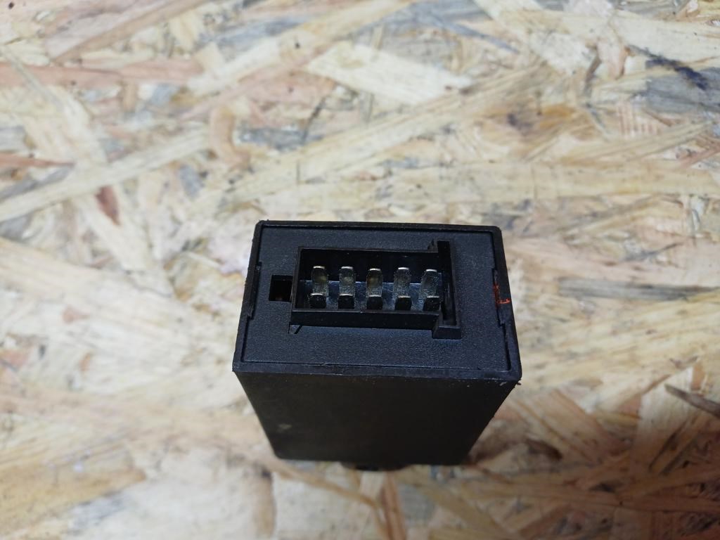 Ford Focus C Max (2003-2010) Vonóhorog Elektronika  2. kép