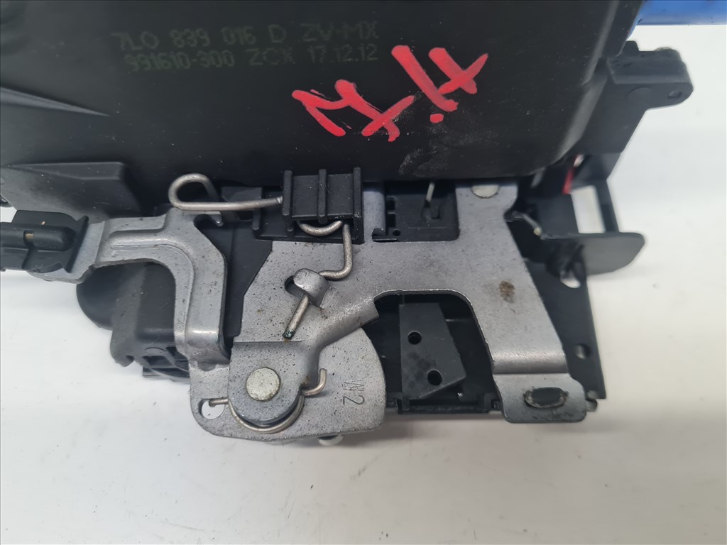 Volkswagen Golf VI jobb hátsó ajtózár (25315) 7l0839016d 3. kép