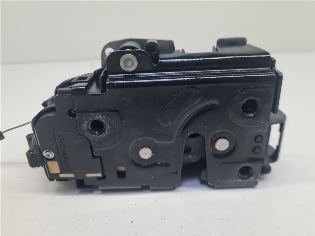 Volkswagen Golf VI jobb hátsó ajtózár (25315) 7l0839016d 4. kép