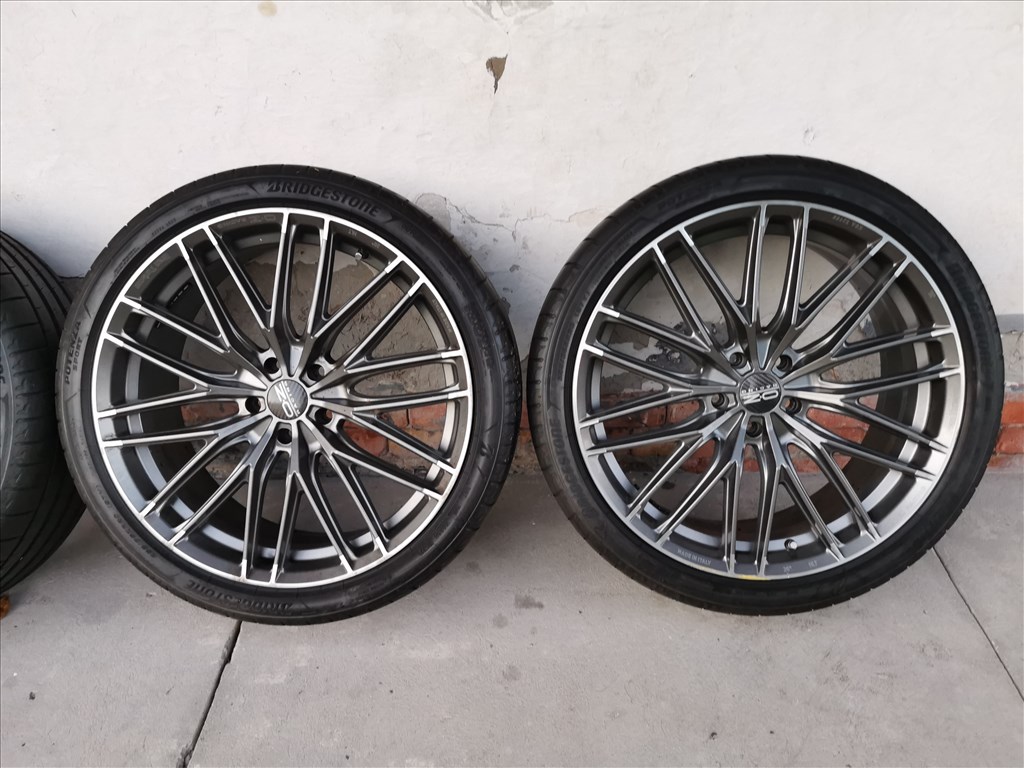  5x112 lyukosztású 20" használt OZ alufelni, rajta 255/35 használt Bridgestone nyári gumi gumi  2. kép