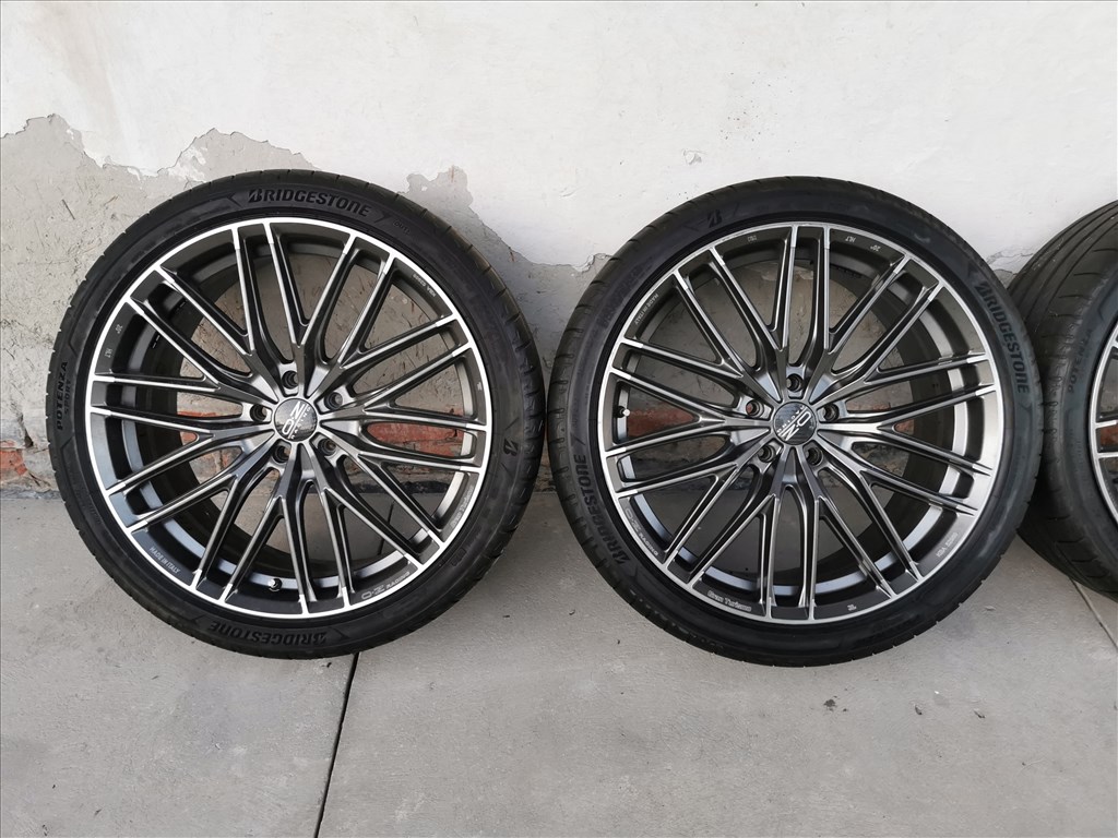  5x112 lyukosztású 20" használt OZ alufelni, rajta 255/35 használt Bridgestone nyári gumi gumi  3. kép