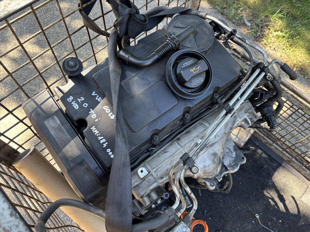 Volkswagen Golf V 2.0 TDI motor BKD 2. kép