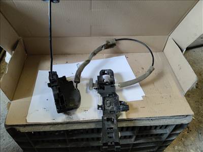 Renault Koleos I Bal első zárszerkezet 