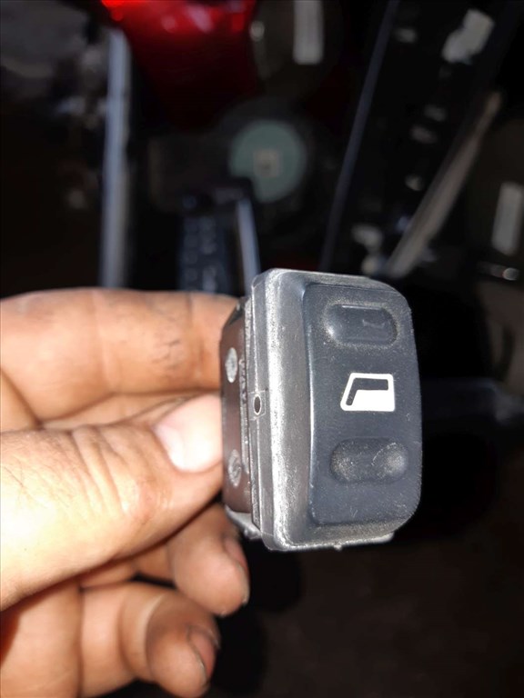 Citroen Xsara Picasso Ablakemelõ Kapcsoló 1. kép