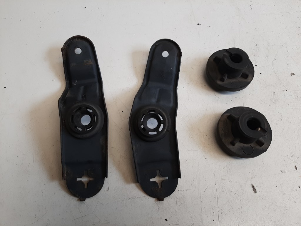 Chevrolet Captiva  hûtõtartó (hûtõ tartó) 1. kép