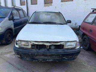 OPEL ASTRA F Ferdehátú (53, 54, 58, 59) Jobb Fényszóró