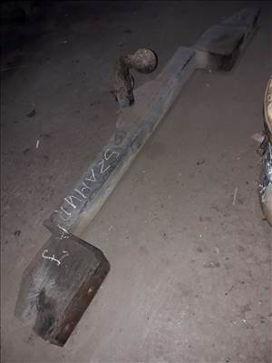 Suzuki Samurai Vonóhorog