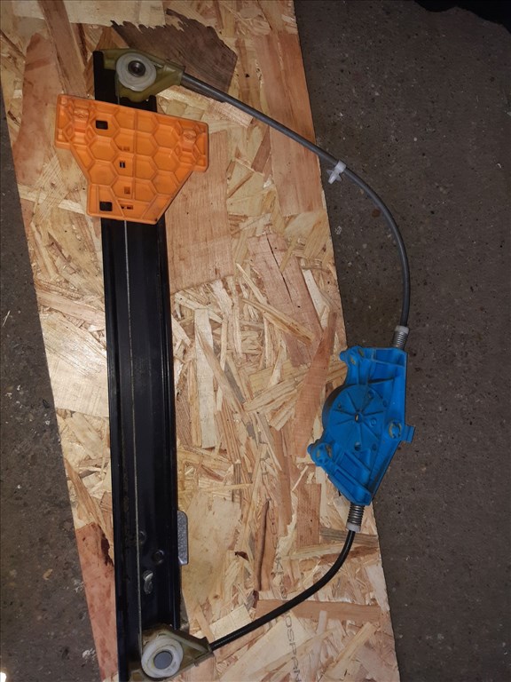 Audi A4 B6 Jobb Hátsó Ablakemelõ Szerkezet Elektromos 2. kép