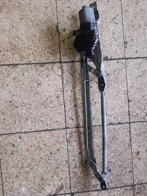 Ford Focus II Elsõ Ablaktörlõ Motor ቛõ Ablaktörlõ Mechanika 4M51-17504-AB 2. kép