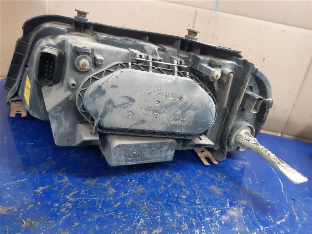 Seat Alhambra II Jobb Elsõ Lámpa / Fényszóró 7M7 941 016 L 2. kép