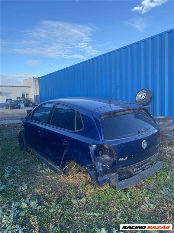 Volkswagen Polo V bontott alkatrészei 1.2 TDI, légzsák szett, fűtésbox, karosszéria elemek 4. kép