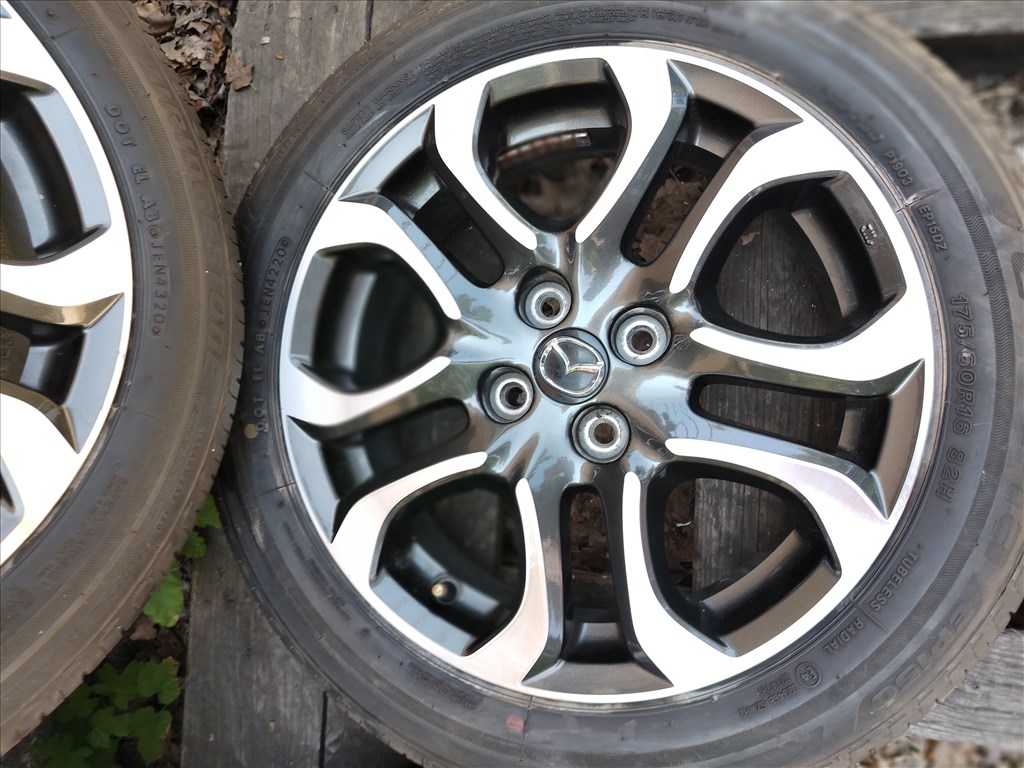  Mazda 2 -16"  (gyári felni) alufelni, gumi nem árképző 2. kép