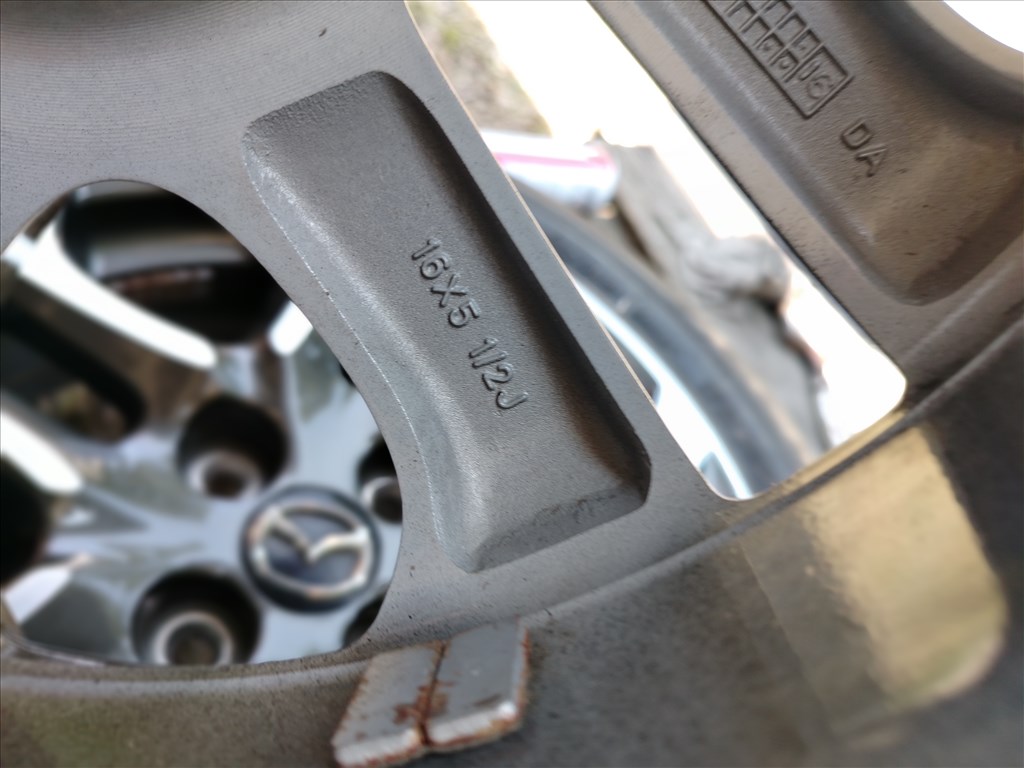  Mazda 2 -16"  (gyári felni) alufelni, gumi nem árképző 6. kép