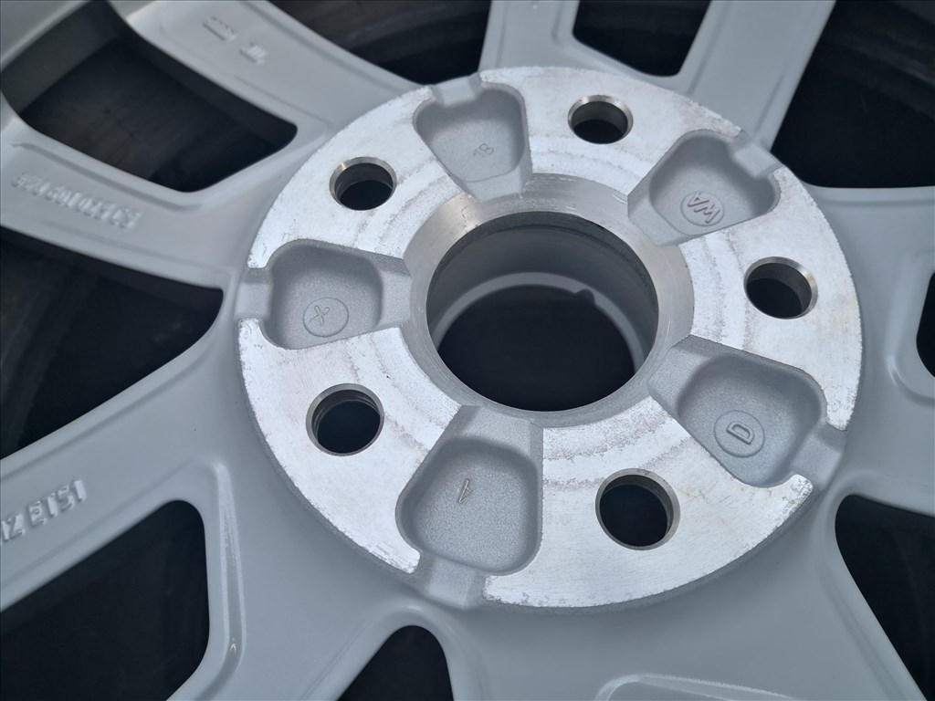 Audi A3 gyári 17-es alufelni pótkeréknek 4. kép