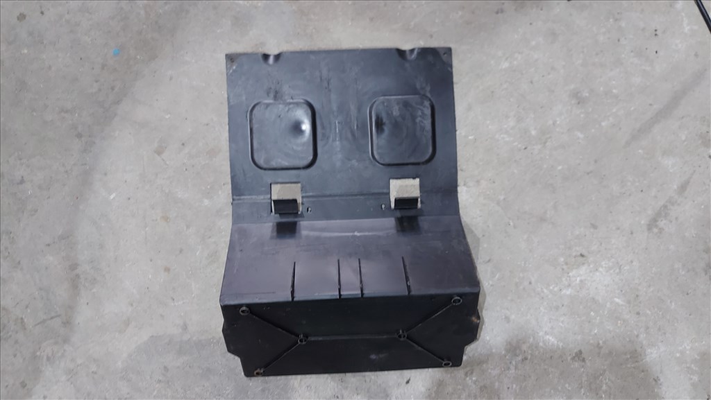 Ford Transit Tranzit MK6 00- Akkumulátor műanyag takaró borítás 6625 yc1510a687bjw 4. kép