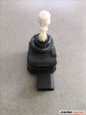 Mercedes E, ML fényszóró magasság állító motor  a0008201608 007878