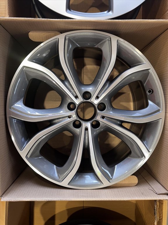 R20 Original Mercedes 9J ET53 - A2384010200 - A238 401 0200 1DB Felni alufelni 1. kép