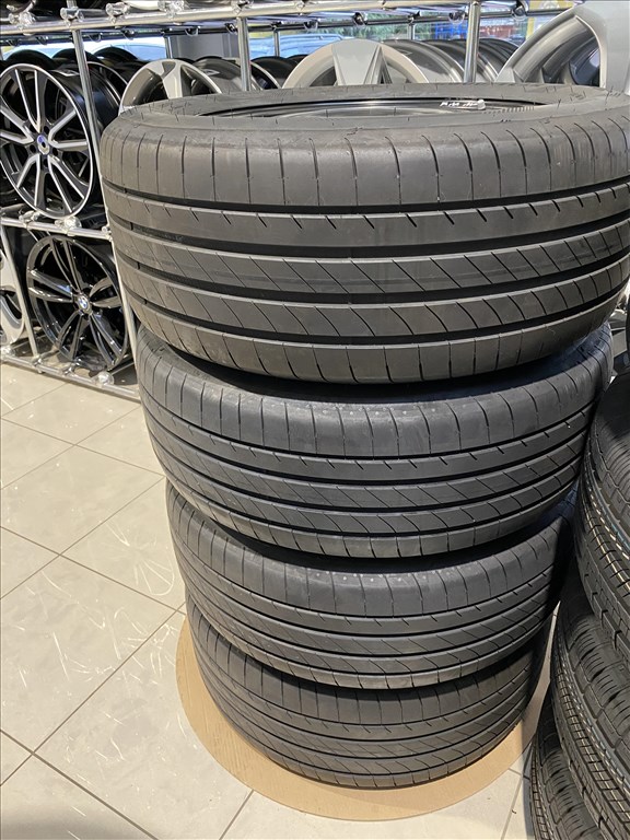 (2949) Volkswagen 18 gyári lemezfelni, 5x112, kétszéles gumi, ID Buzz 8. kép