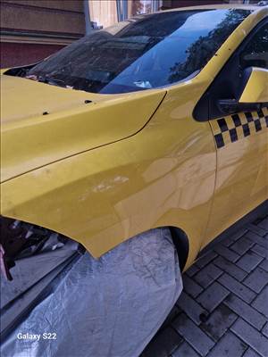 Renault Mégane III Első sárvédő 