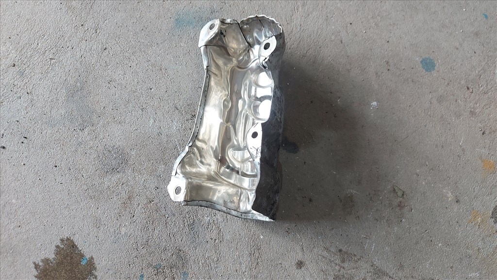 Ford Transit Custom MK8 16- Kipufogócsonk hővédő lemez borítás 6737 kk2q9n454aa 4. kép