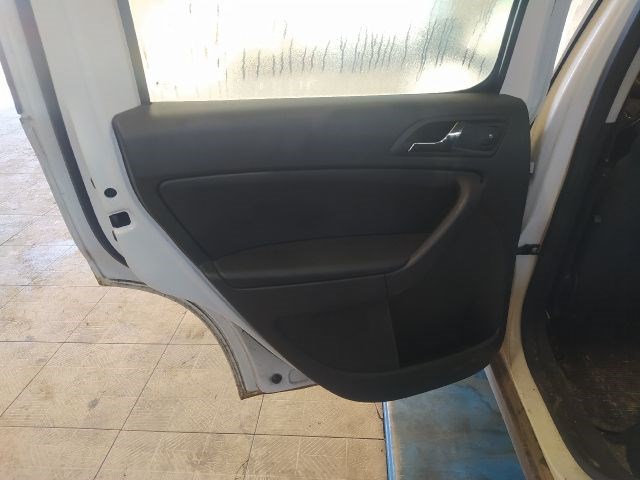 SKODA YETI (5L) 1.6 TDI - Bontódik! 17. kép