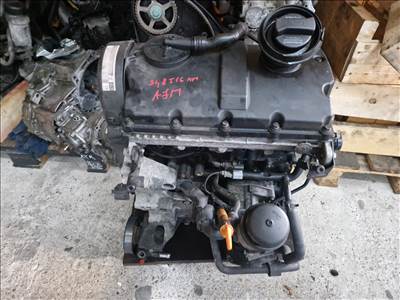 Volkswagen Golf IV 1.9 TDI AJM motorblokk hengerfejjel (26099)