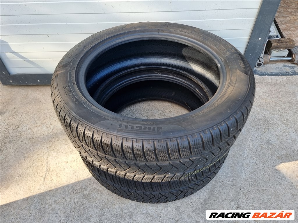 225/55R19 Pirelli téli gumi 2db szinte újszerű állapotban eladó! 2. kép