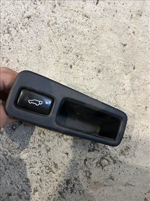 Lexus RX (AL10) 450h Csomag tér ajtó leengedő gomb