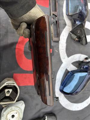 Audi A4 (B5 - 8D) hamus, hamutál  8d0857951g