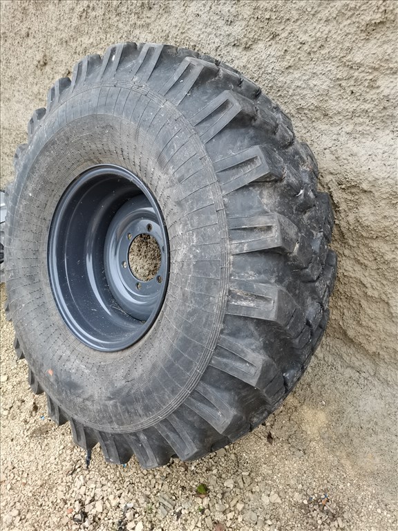 R0302 69 DANUBIANA 14.00 R20 UNIMOG kifordított felnin 4 db  4. kép