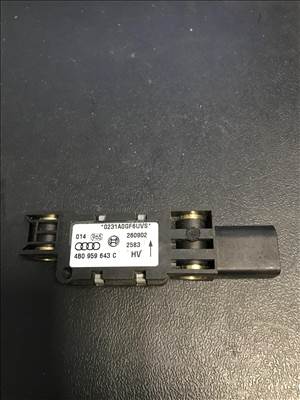 Audi A3 (8P) ütközés érzékelő 4b0959643c