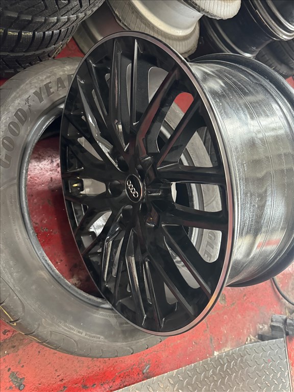  5x112 lyukosztású 9JJ 20" újszerű Speedline alufelni 4. kép