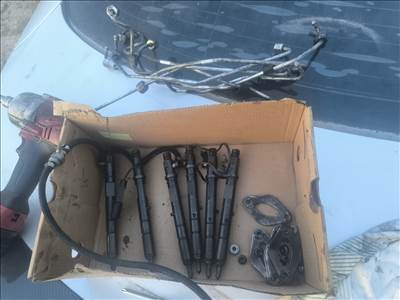 Skoda Superb I 2.5 TDI porlasztó  059130202g