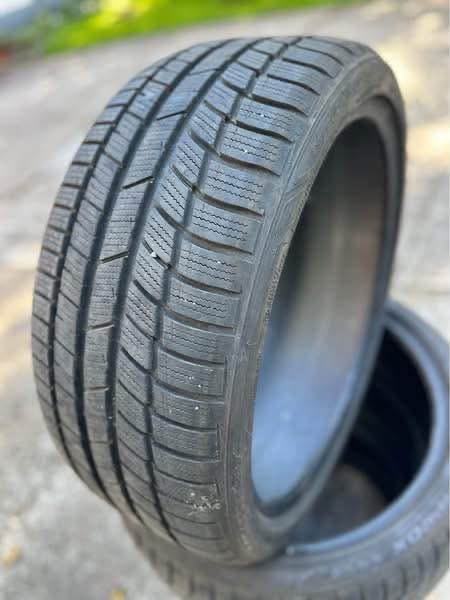  245/3520" újszerű Toyo téli 245/35R20, 245/35 R20 téli 4db 2. kép